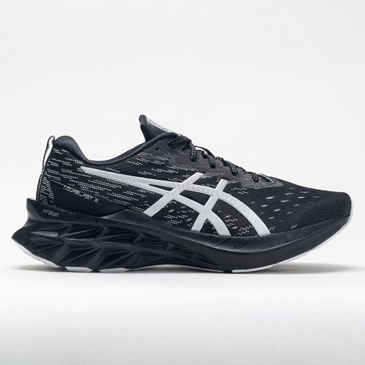 Black / Pure Silver Orthofeet ASICS Novablast 2 Men\'s Running Shoes | YIUOF5910