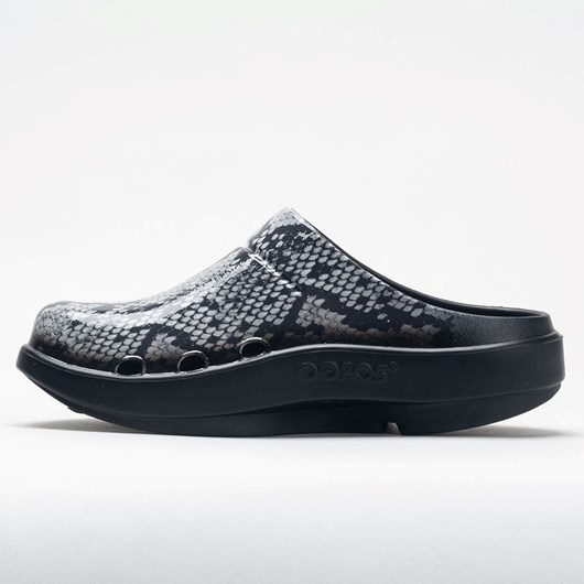 Black / Snakeskin Orthofeet OOFOS OOcloog Limited Women's Walking Shoes | DSWUE0584