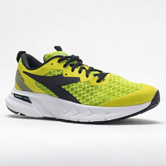 Lime Green / Sulphur Spring / Black Orthofeet Diadora Mythos Blushield Volo Men's Running Shoes | OYULC8952